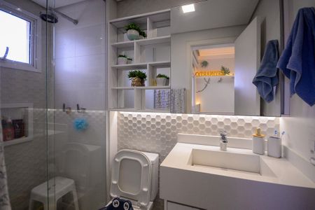 Apartamento à venda com 116m², 2 quartos e 2 vagas Apartamento à venda com 116m², 2 quartos e 2 vagasBanheiro da Suíte 2