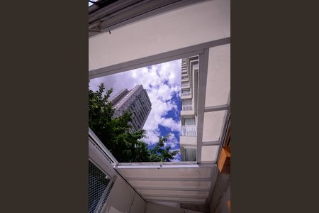 Apartamento à venda com 116m², 2 quartos e 2 vagas Apartamento à venda com 116m², 2 quartos e 2 vagasVista da Varanda da Sala/Cozinha