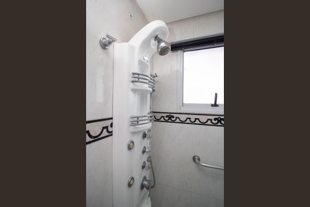 Apartamento para alugar com 140m², 3 quartos e 2 vagas Apartamento para alugar com 140m², 3 quartos e 2 vagasBanheiro da Suíte 1