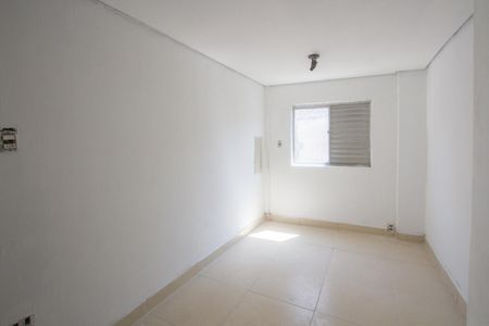 Quarto 2 de casa para alugar com 2 quartos, 90m² em Jardim Germânia, São Paulo