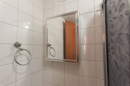 Apartamento à venda com 75m², 3 quartos e 1 vaga Apartamento à venda com 75m², 3 quartos e 1 vagaBanheiro