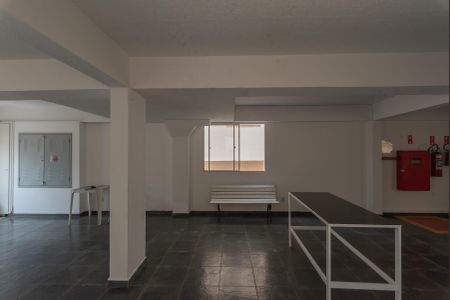 Apartamento à venda com 75m², 3 quartos e 1 vaga Apartamento à venda com 75m², 3 quartos e 1 vagaÁrea comum - Salão de festas