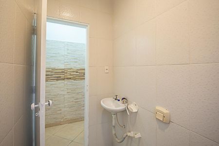 Banheiro de casa para alugar com 1 quarto, 35m² em Rudge Ramos, São Bernardo do Campo