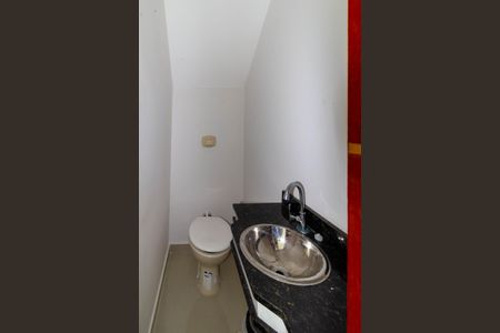 Casa de condomínio para alugar com 141m², 3 quartos e 2 vagas Casa de condomínio para alugar com 141m², 3 quartos e 2 vagasLavabo