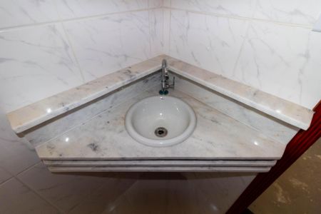 Casa de condomínio para alugar com 141m², 3 quartos e 2 vagas Casa de condomínio para alugar com 141m², 3 quartos e 2 vagasBanheiro da Suíte