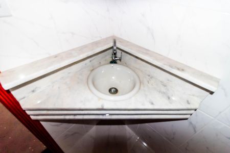 Casa de condomínio para alugar com 141m², 3 quartos e 2 vagas Casa de condomínio para alugar com 141m², 3 quartos e 2 vagasBanheiro da Suíte