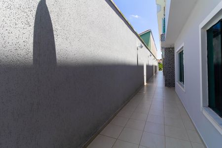 Casa de condomínio para alugar com 141m², 3 quartos e 2 vagas Casa de condomínio para alugar com 141m², 3 quartos e 2 vagasEntrada