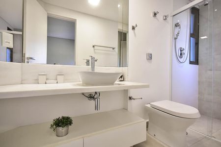 Apartamento à venda com 143m², 3 quartos e 2 vagasBanheiro da Suíte 2