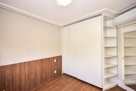 Apartamento à venda com 143m², 3 quartos e 2 vagasSuíte 2