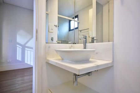 Apartamento à venda com 143m², 3 quartos e 2 vagasBanheiro Suíte 1