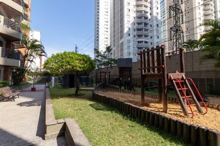 Apartamento à venda com 100m², 3 quartos e 2 vagasÁrea comum - Playground