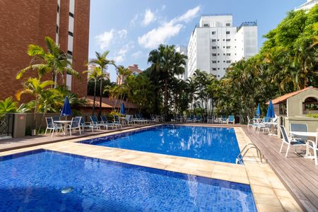 Apartamento à venda com 100m², 3 quartos e 2 vagasÁrea comum - Piscina