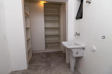 Apartamento à venda com 100m², 3 quartos e 2 vagasÁrea de Serviço