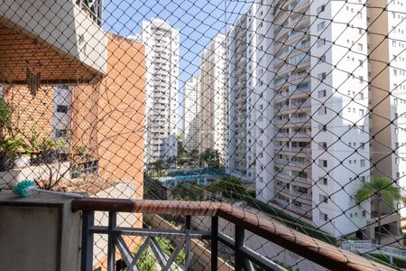 Apartamento à venda com 100m², 3 quartos e 2 vagasVaranda