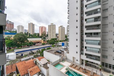 Apartamento à venda com 29m², 1 quarto e sem vaga Apartamento à venda com 29m², 1 quarto e sem vagaVista da Sacada