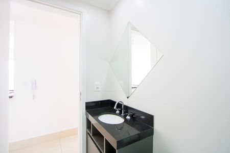 Apartamento à venda com 63m², 2 quartos e 2 vagasBanheiro social