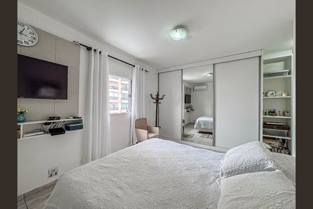 Casa à venda com 130m², 3 quartos e 4 vagas
