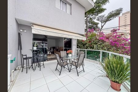 Casa à venda com 130m², 3 quartos e 4 vagas