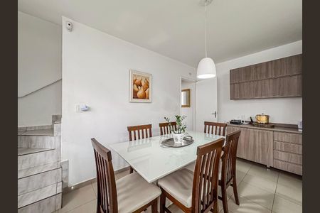Casa à venda com 130m², 3 quartos e 4 vagas