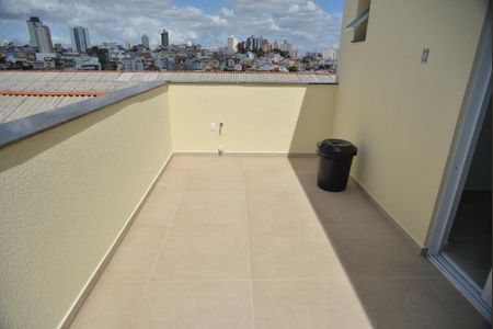 Apartamento à venda com 104m², 2 quartos e 2 vagasCobertura
