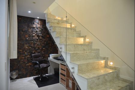 Apartamento à venda com 104m², 2 quartos e 2 vagasSala