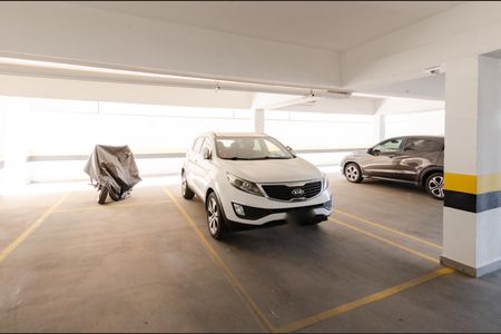 Apartamento à venda com 162m², 2 quartos e 3 vagas Apartamento à venda com 162m², 2 quartos e 3 vagasGaragem