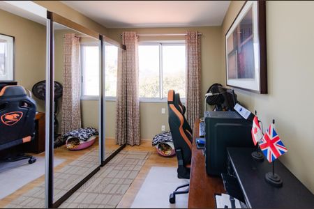 Apartamento à venda com 162m², 2 quartos e 3 vagas Apartamento à venda com 162m², 2 quartos e 3 vagasQuarto