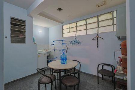Apartamento à venda com 100m², 2 quartos e sem vaga Apartamento à venda com 100m², 2 quartos e sem vagaÁrea de Serviço