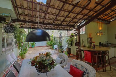 Apartamento à venda com 220m², 4 quartos e 2 vagasÁrea Gourmet