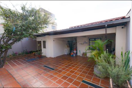 Casa à venda com 320m², 6 quartos e 5 vagasÁrea externa