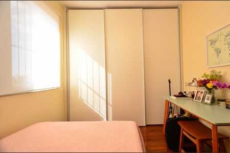 Casa à venda com 320m², 6 quartos e 5 vagasSemi Suite 2