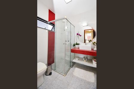 Casa à venda com 320m², 6 quartos e 5 vagasBanheiro Social