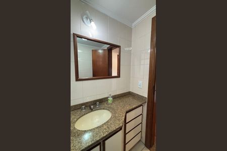 Apartamento à venda com 140m², 3 quartos e 2 vagas Apartamento à venda com 140m², 3 quartos e 2 vagasBanheiro