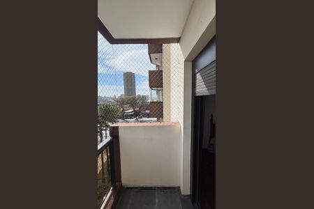 Apartamento à venda com 140m², 3 quartos e 2 vagas Apartamento à venda com 140m², 3 quartos e 2 vagasSuite Varanda