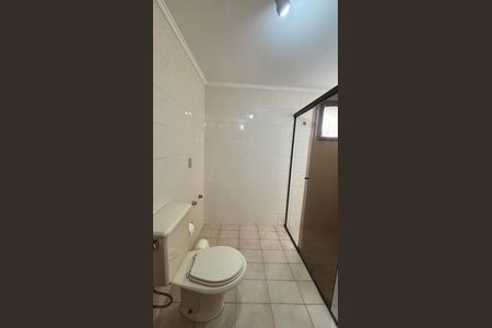 Apartamento à venda com 140m², 3 quartos e 2 vagas Apartamento à venda com 140m², 3 quartos e 2 vagasBanheiro da Suíte