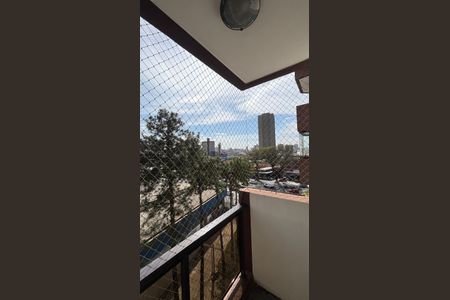 Apartamento à venda com 140m², 3 quartos e 2 vagas Apartamento à venda com 140m², 3 quartos e 2 vagasSuite Varanda