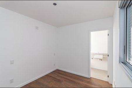 Apartamento à venda com 122m², 2 quartos e 2 vagasSuíte 2