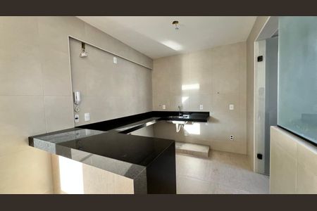 Apartamento à venda com 85m², 3 quartos e 2 vagasCozinha