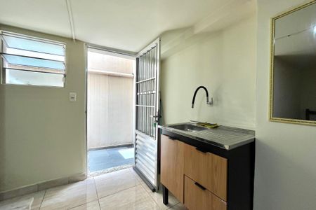 Cozinha de casa para alugar com 1 quarto, 15m² em Vila da Saúde, São Paulo