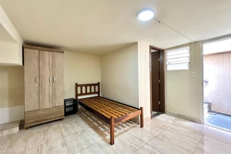 Sala/Quarto de casa para alugar com 1 quarto, 15m² em Vila da Saúde, São Paulo