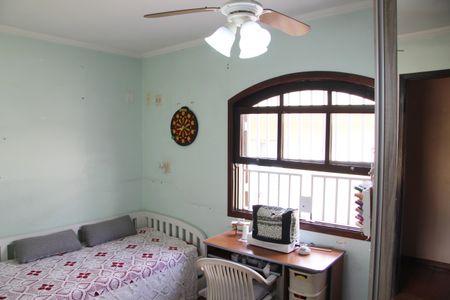 Casa para alugar com 170m², 4 quartos e 2 vagasQuarto 02