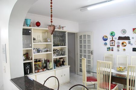 Casa para alugar com 170m², 4 quartos e 2 vagasCozinha