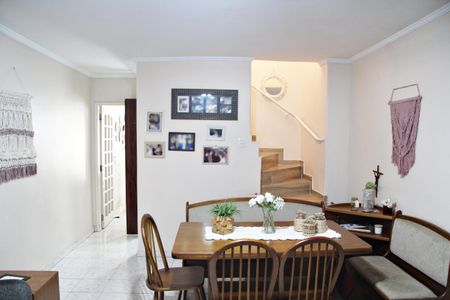Sala de casa para alugar com 4 quartos, 170m² em Jardim Santa Mena, Guarulhos