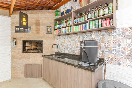 Casa à venda com 150m², 3 quartos e 3 vagasÁrea de Serviço