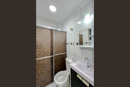 Banheiro de kitnet/studio para alugar com 1 quarto, 37m² em Brás, São Paulo