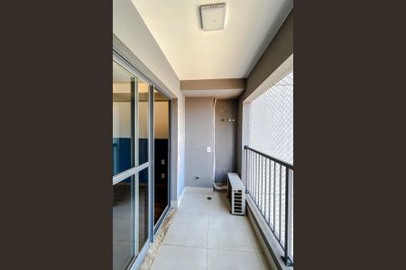 Varanda de kitnet/studio à venda com 1 quarto, 25m² em Vila Mariana, São Paulo