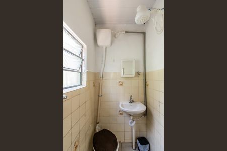 Banheiro de casa para alugar com 1 quarto, 40m² em Vila Guilhermina, São Paulo