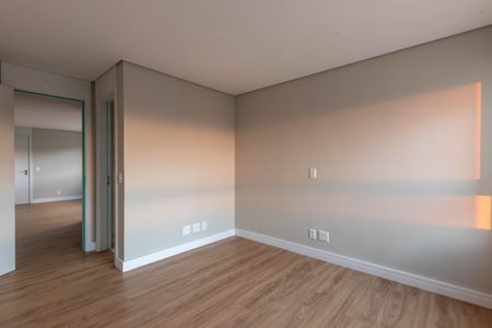 Apartamento à venda com 241m², 4 quartos e 4 vagasSuíte 3