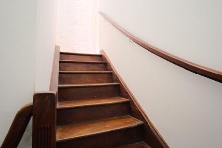 Casa à venda com 205m², 3 quartos e 1 vagaEscada