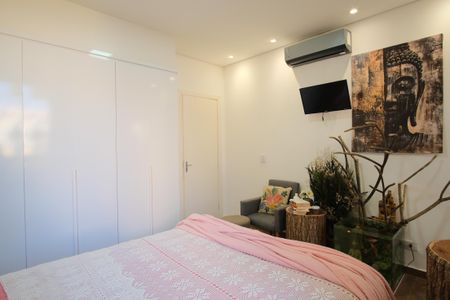 Casa à venda com 205m², 3 quartos e 1 vagaSuíte 1